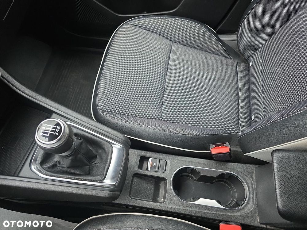 Renault Captur 1.0 TCe Intens - 16