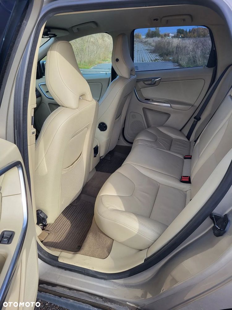 Volvo XC 60 - 5