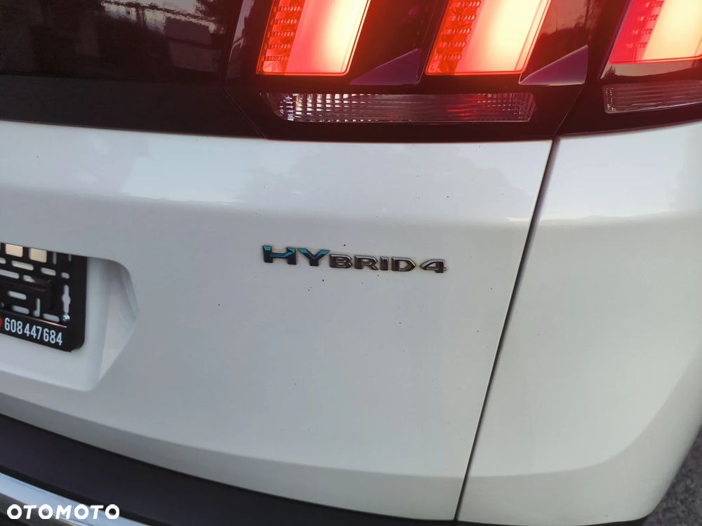 Peugeot 3008 1.6 PureTech HYbrid4 GT Line S&S EAT8 - 34