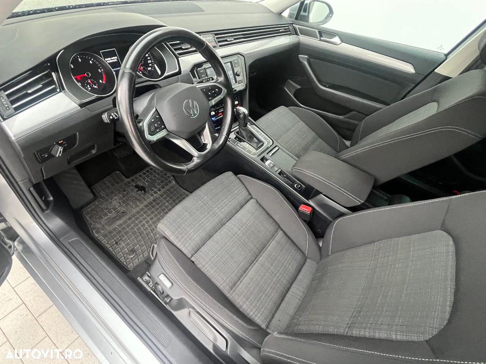 Volkswagen Passat 2.0 TDI DSG Comfortline - 12