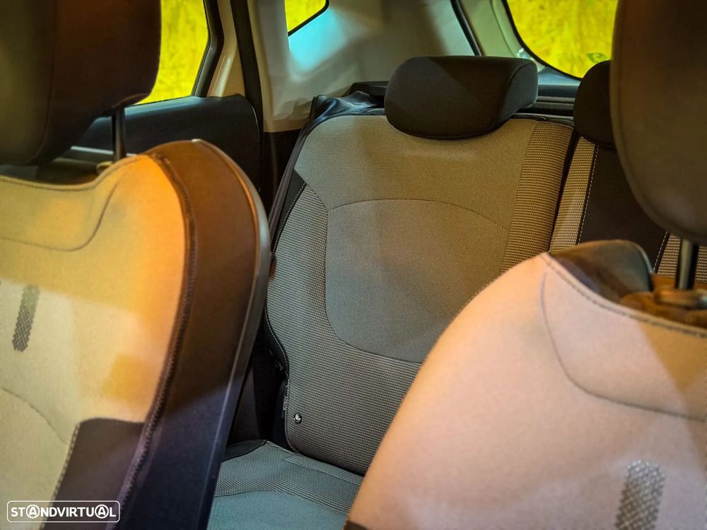 Renault Captur (ENERGY) dCi 90 INTENS - 26