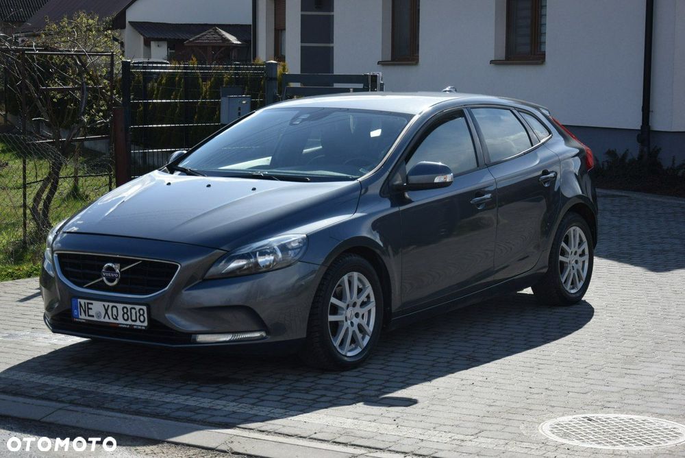 Volvo V40 D2 - 1