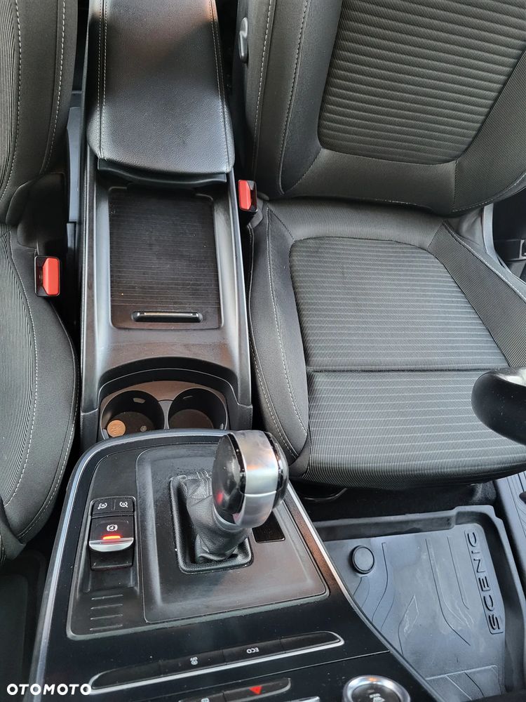 Renault Scenic - 21