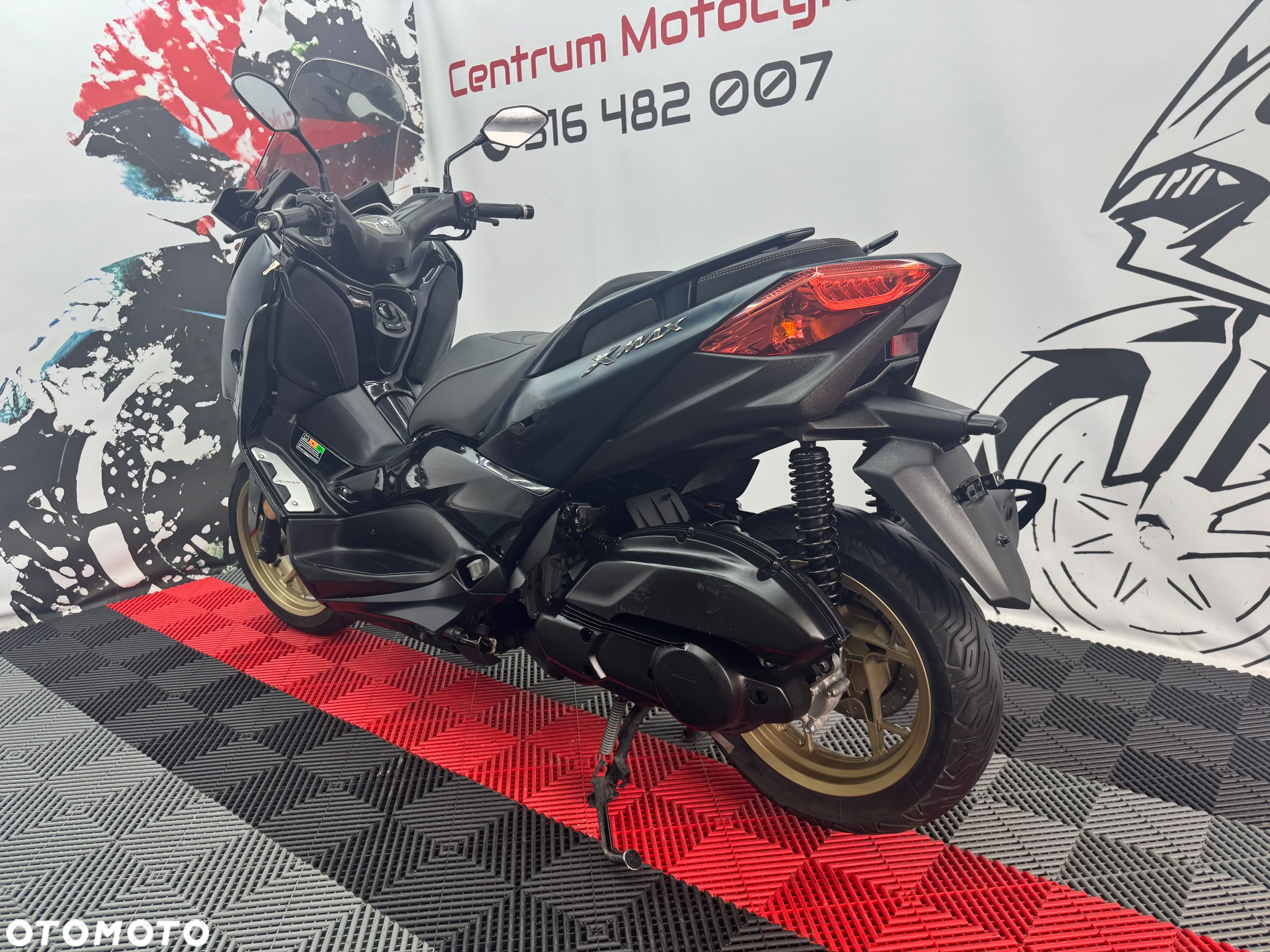 Yamaha X-max - 5