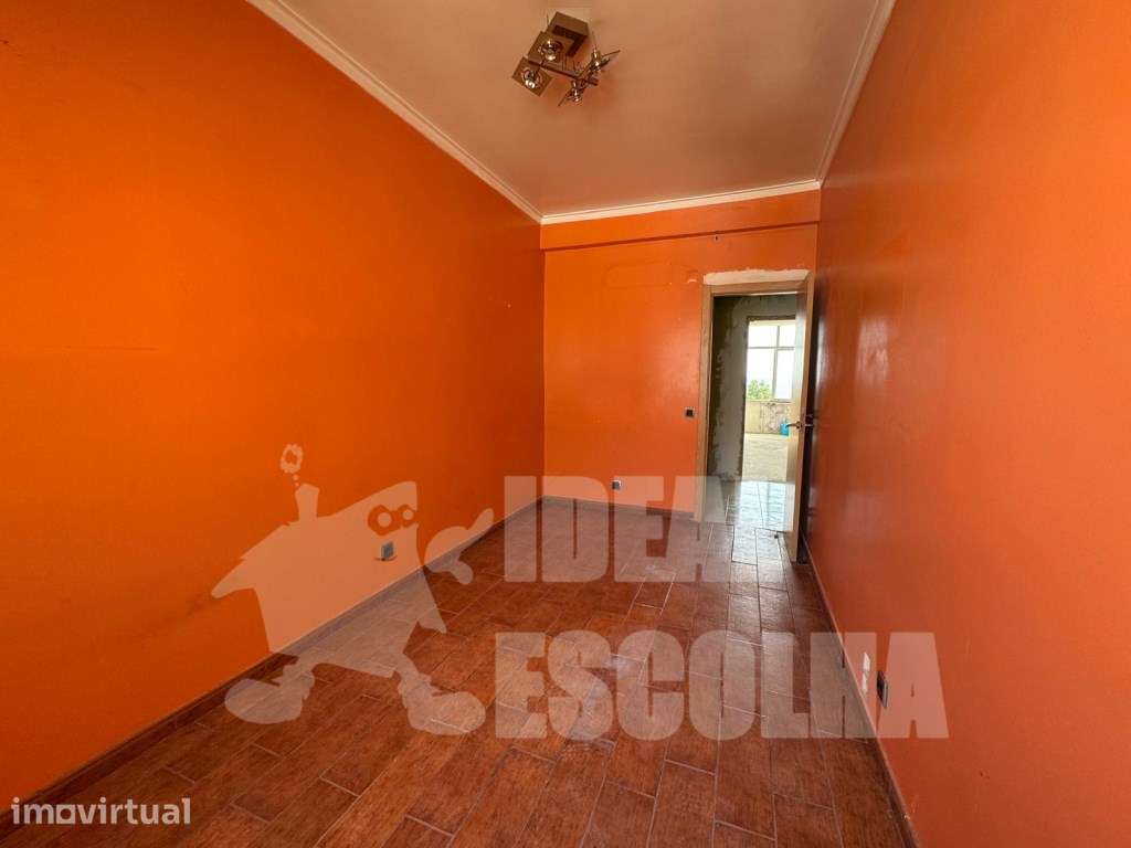 T3+1 ARRENTELA A PRECISAR DE OBRAS - Grande imagem: 3/28