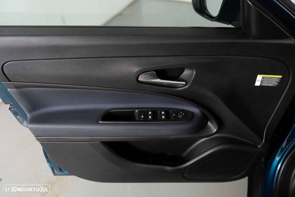 Alfa Romeo Junior Elletrica 50 kWh Launch Edition - 19