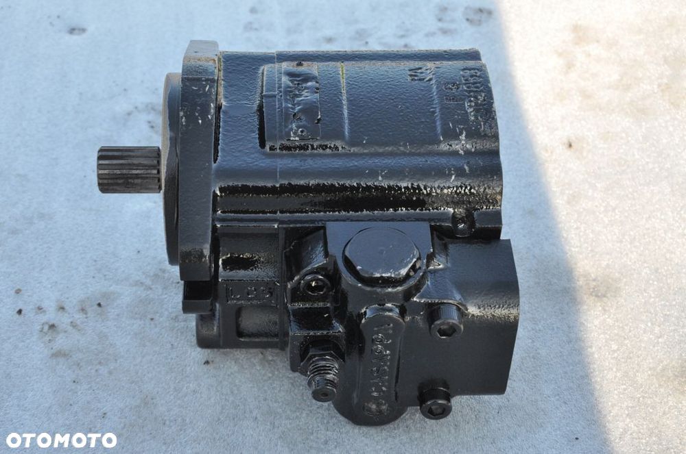 POMPA HYDRAULICZNA MERLO 32.6 13121853 - 1