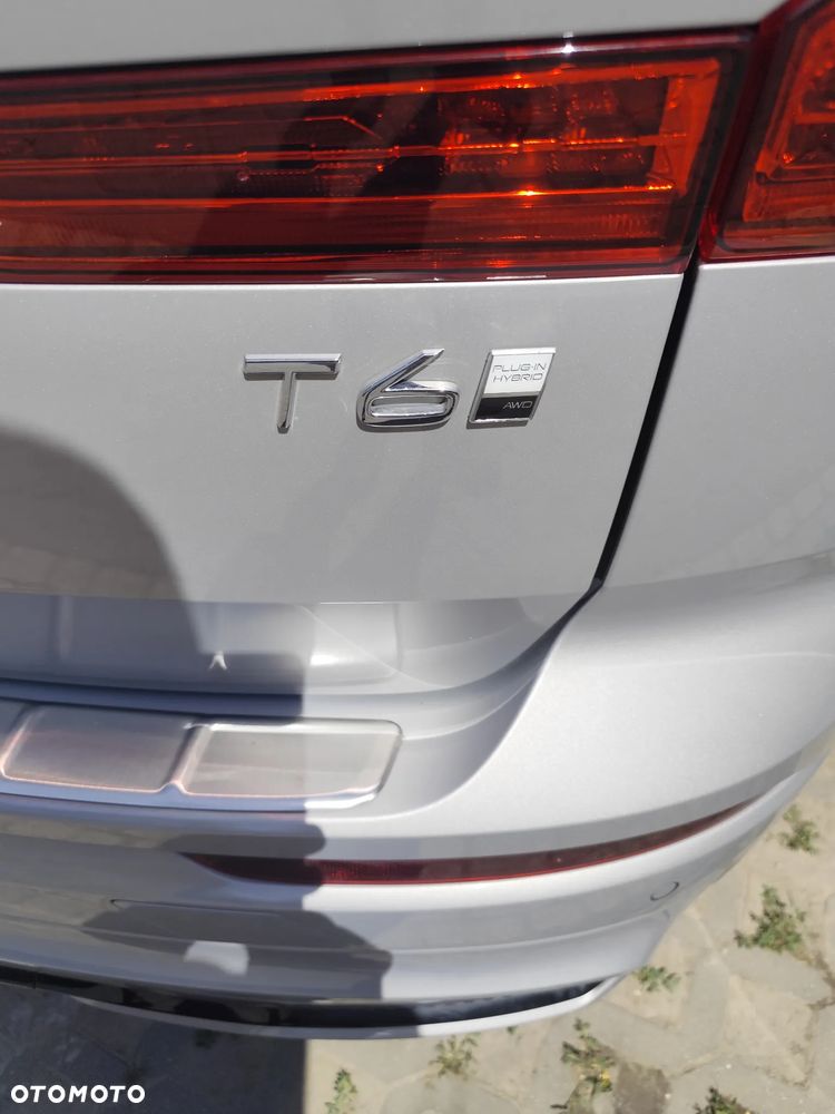 Volvo XC 60 T6 Plug-In Hybrid AWD Plus Black Edition - 27