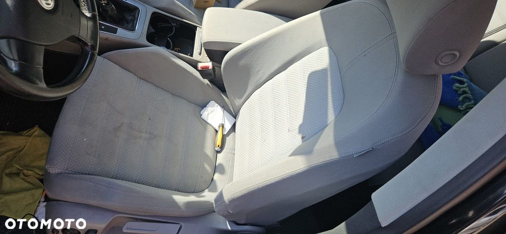 VOLKSWAGEN PASSAT B6 05-09 2.0 FSI BLR - RADIO RADIOODTWARZACZ - 18