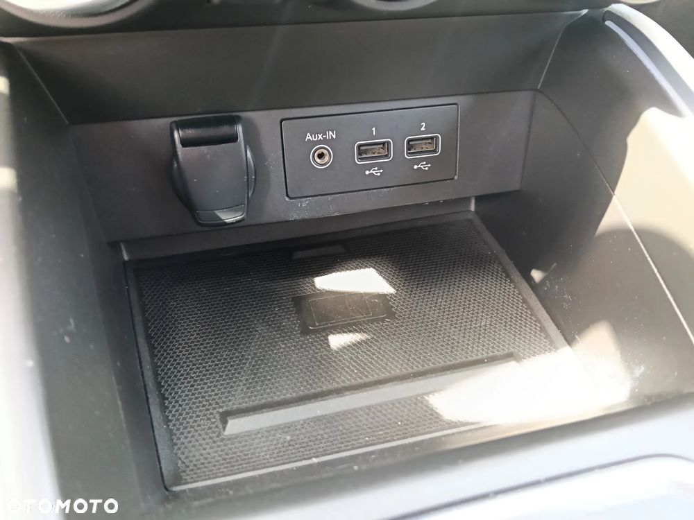 Renault Clio E-TECH 140 EXPERIENCE - 26