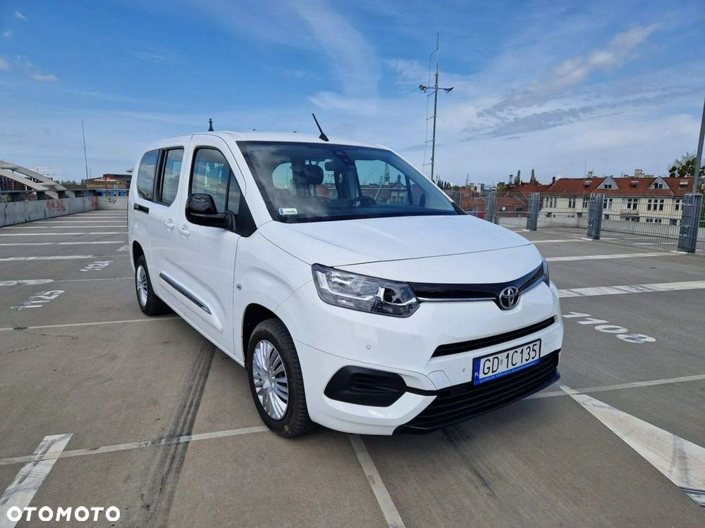 Toyota Proace City Verso Long 1.5 D-4D Business - 3