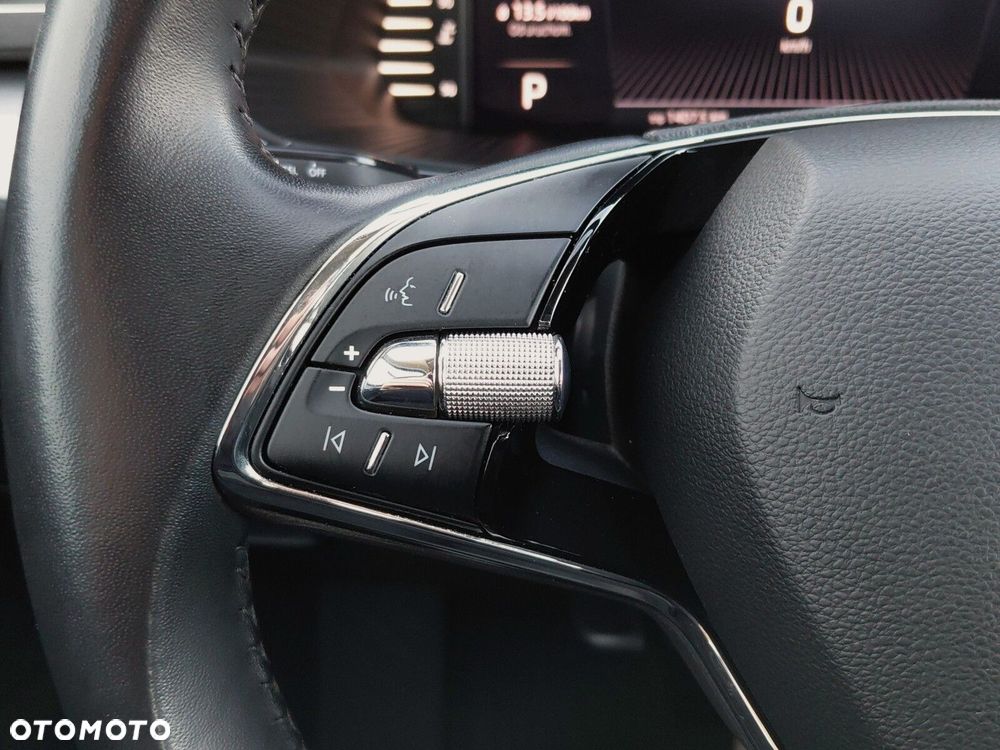 Skoda Superb 2.0 TDI SCR Ambition DSG - 21