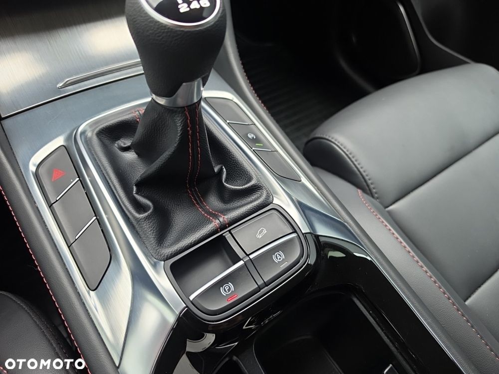 MG HS 1.5 T-GDI Exclusive - 20