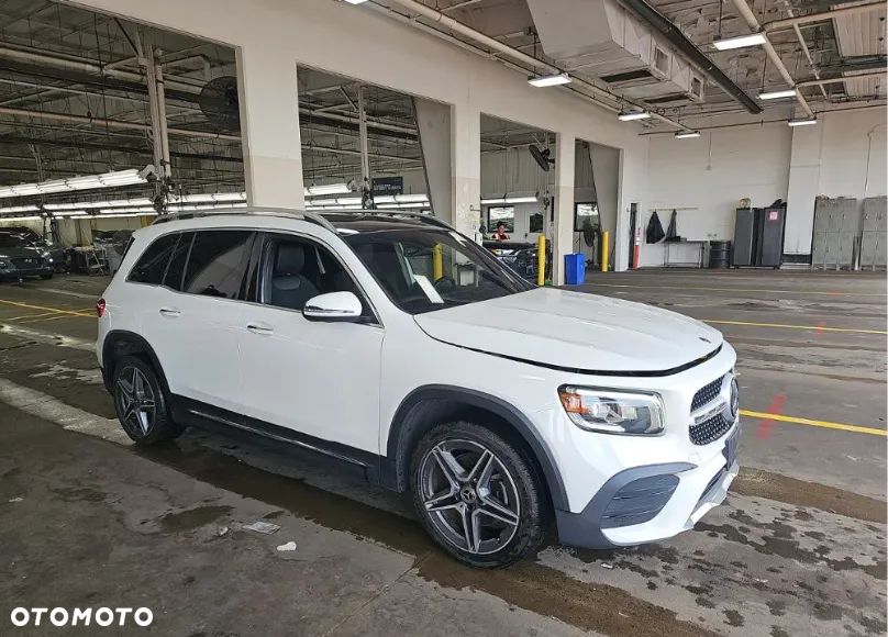 Mercedes-Benz GLB 250 4Matic 8G-DCT AMG Line - 1