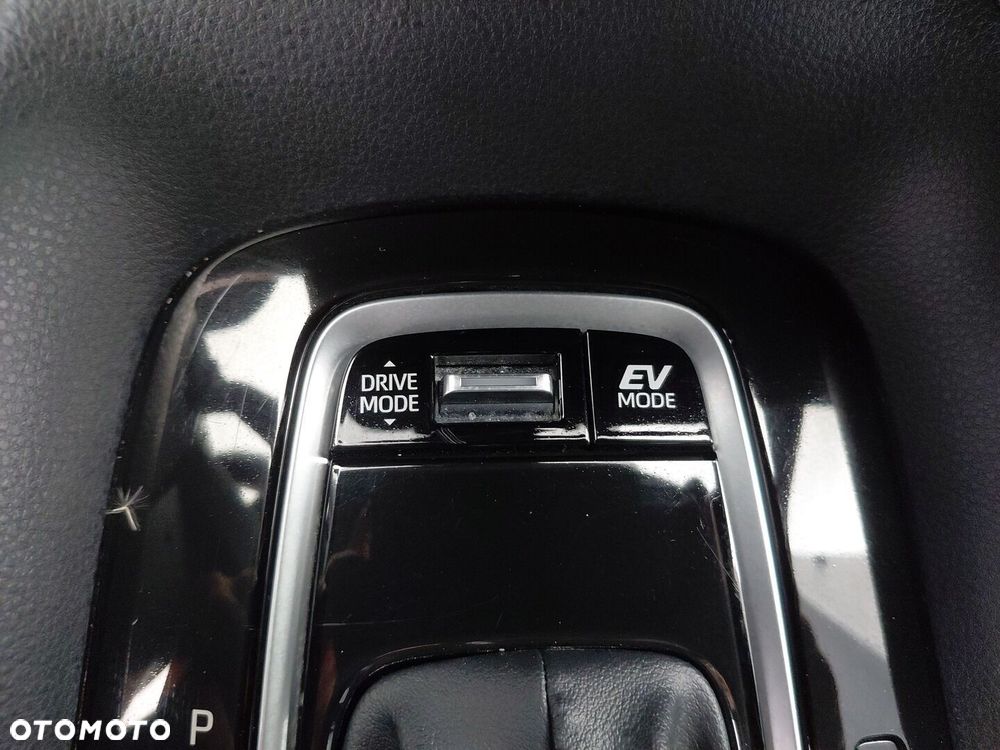 Toyota Corolla 1.8 Hybrid Comfort - 26