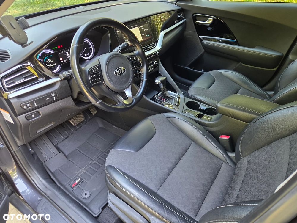 Kia Niro 1.6 GDI Hybrid L - 11