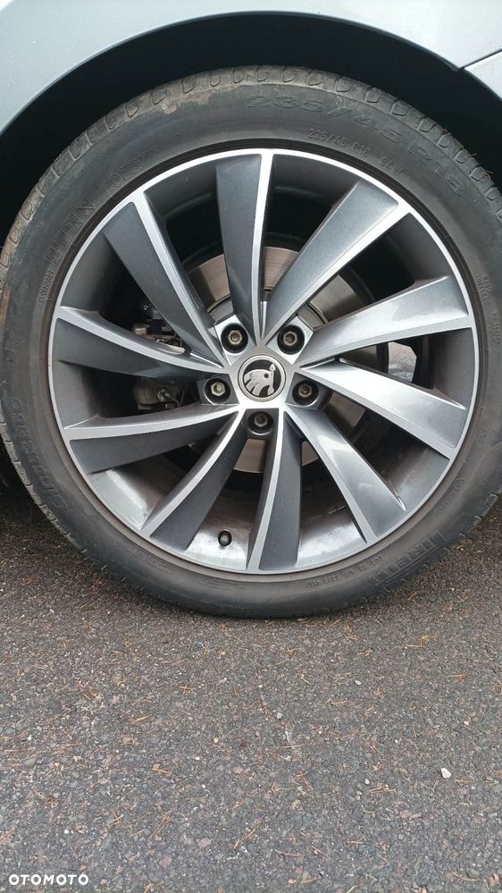 Skoda Superb 1.8 TSI L&K DSG - 16