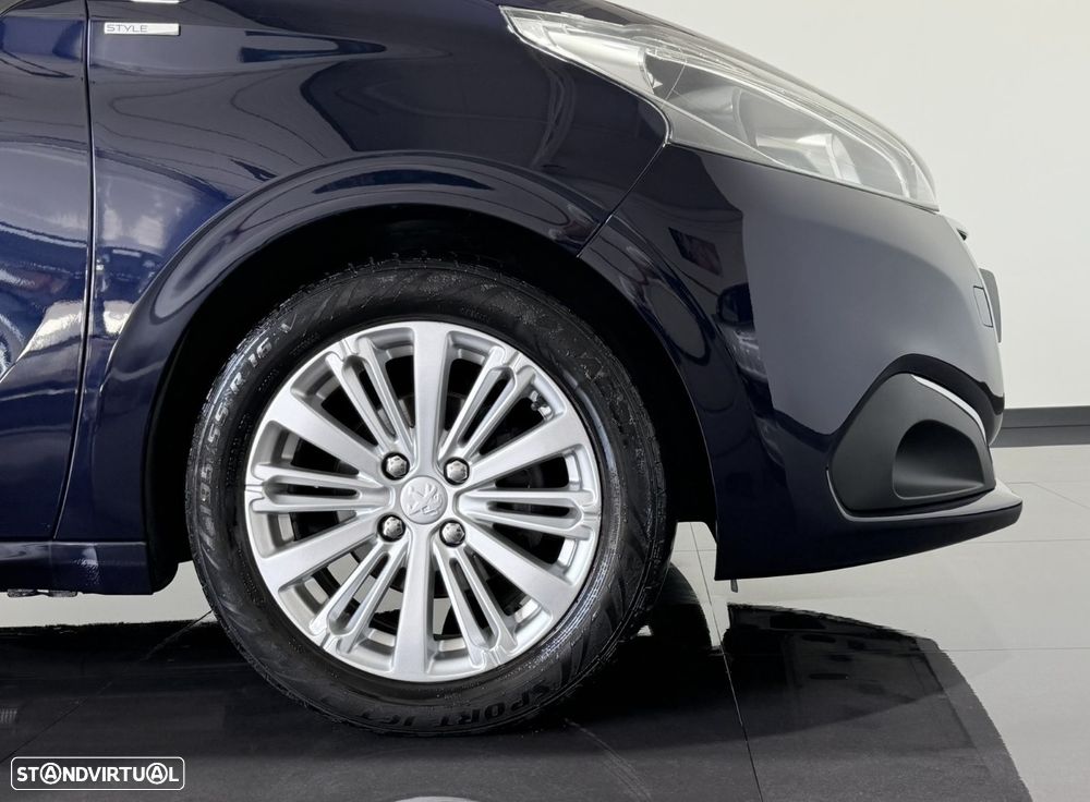 Peugeot 208 1.2 PureTech Style - 49