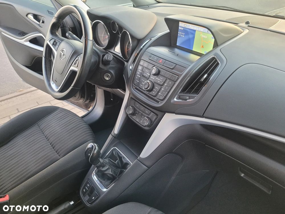 Opel Zafira Tourer 1.4 Turbo Business Innovation - 21