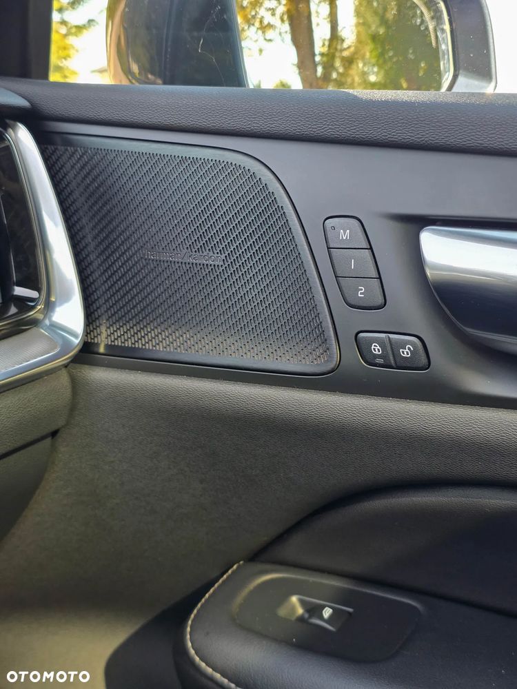 Volvo V60 T5 AWD Geartronic Inscription - 33