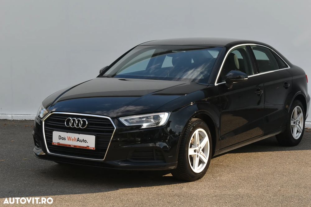 Audi A3 1.6 TDI clean Stronic Ambition - 1