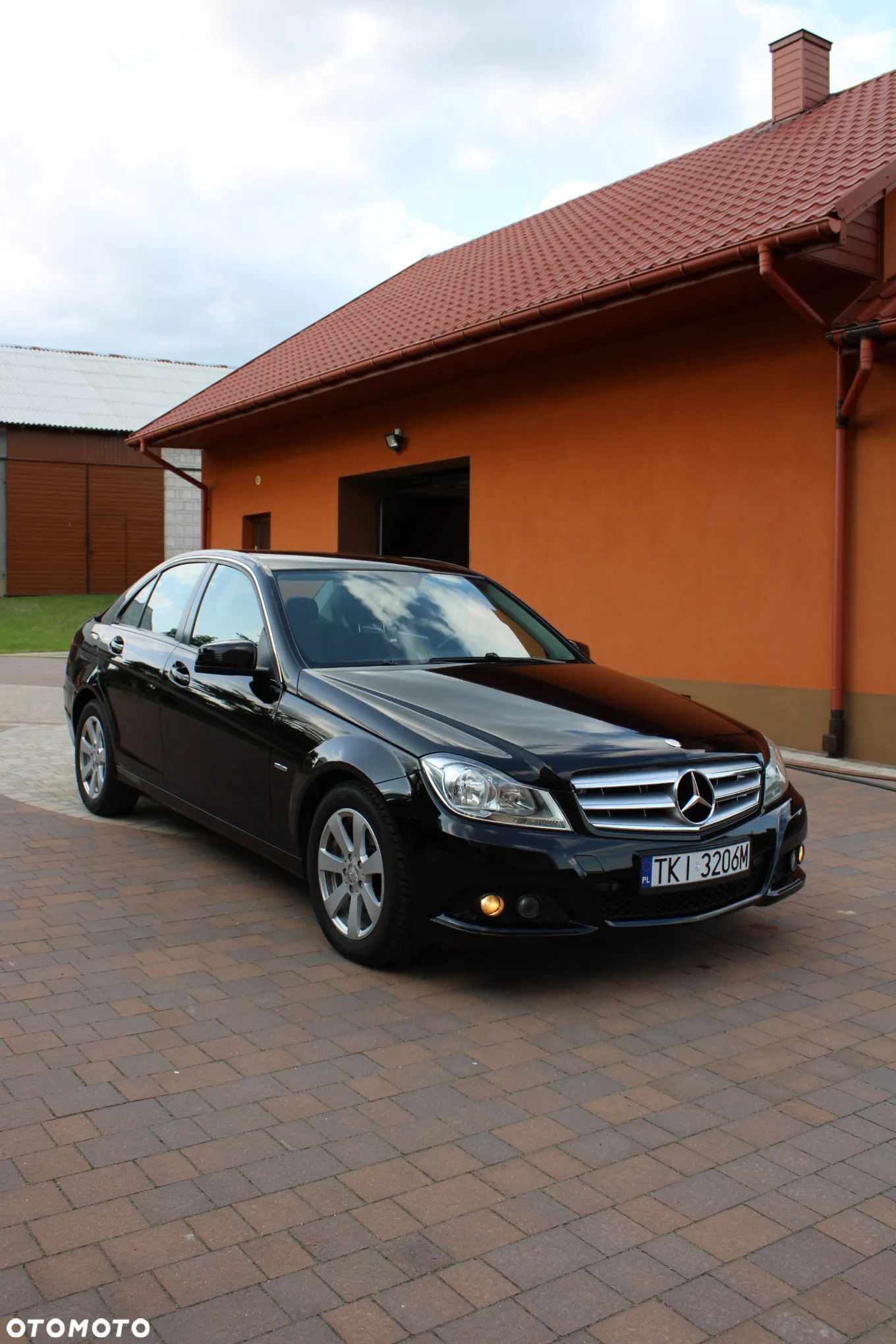 Mercedes-Benz Klasa C 200 CDI BlueEff Elegance - 1