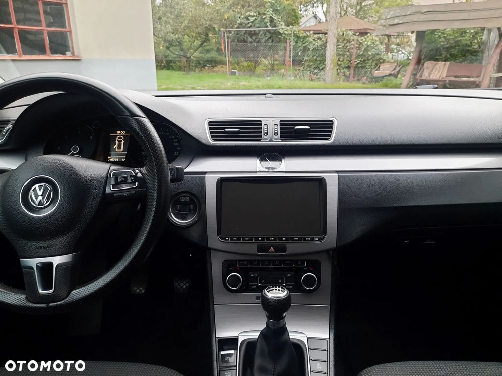 Volkswagen Passat Variant 1.6 TDI Perfectline - 20