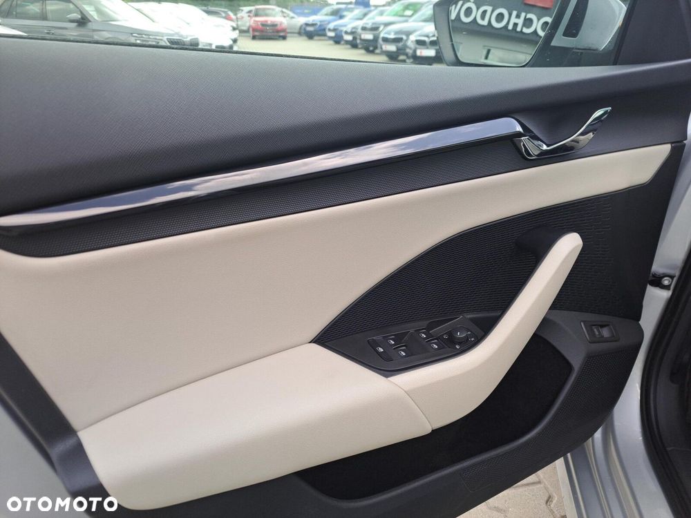 Skoda Octavia 2.0 TDI 4x4 Style DSG - 14