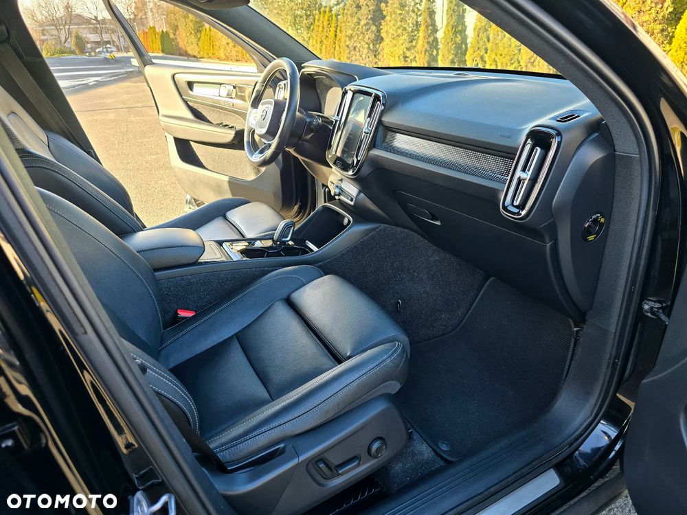 Volvo XC 40 T4 R-Design - 23