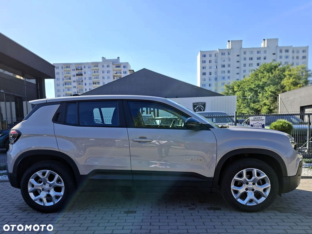 Jeep Avenger 1.2 GSE T3 Altitude FWD - 4