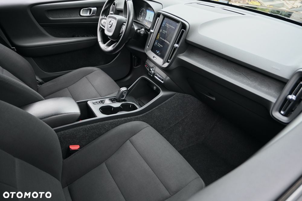 Volvo XC 40 D3 Geartronic Momentum - 22