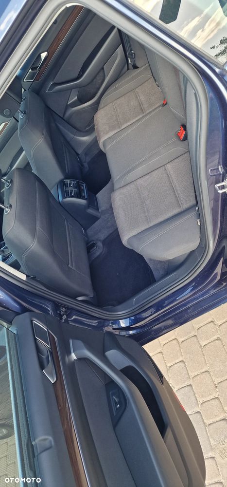 Volkswagen Passat - 7