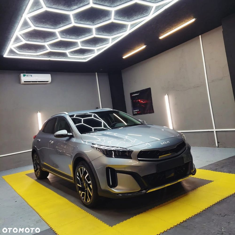 Kia XCeed 1.5 T-GDI Business Line DCT - 8