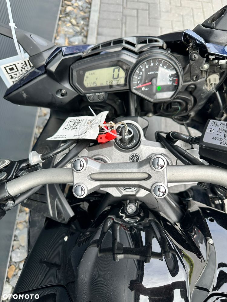 Yamaha FZ - 7