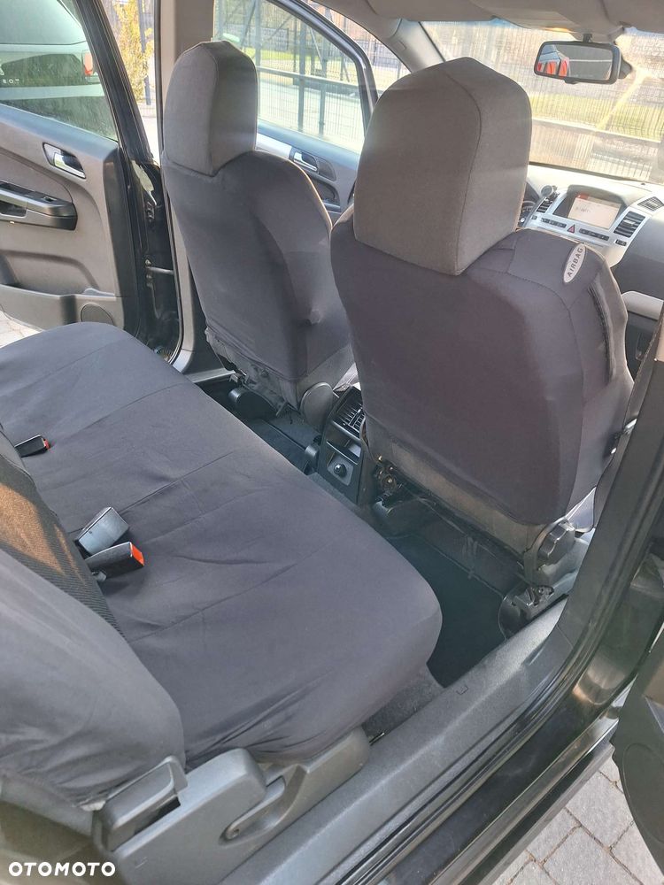 Opel Zafira - 8