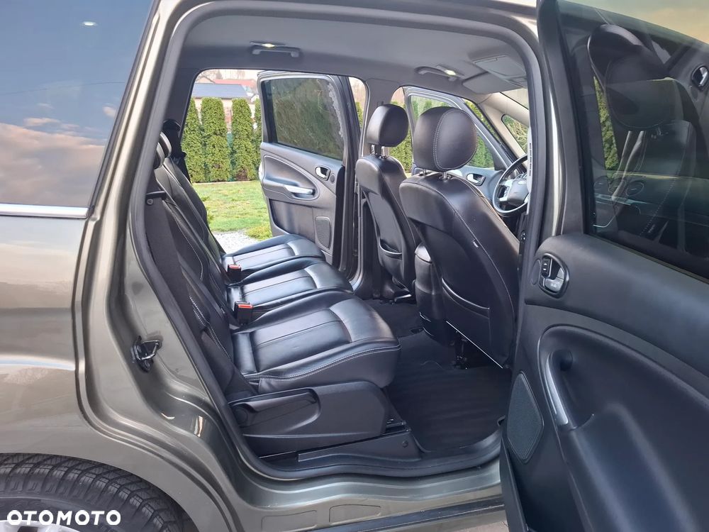 Ford S-Max 2.0 TDCi DPF Titanium X - 23