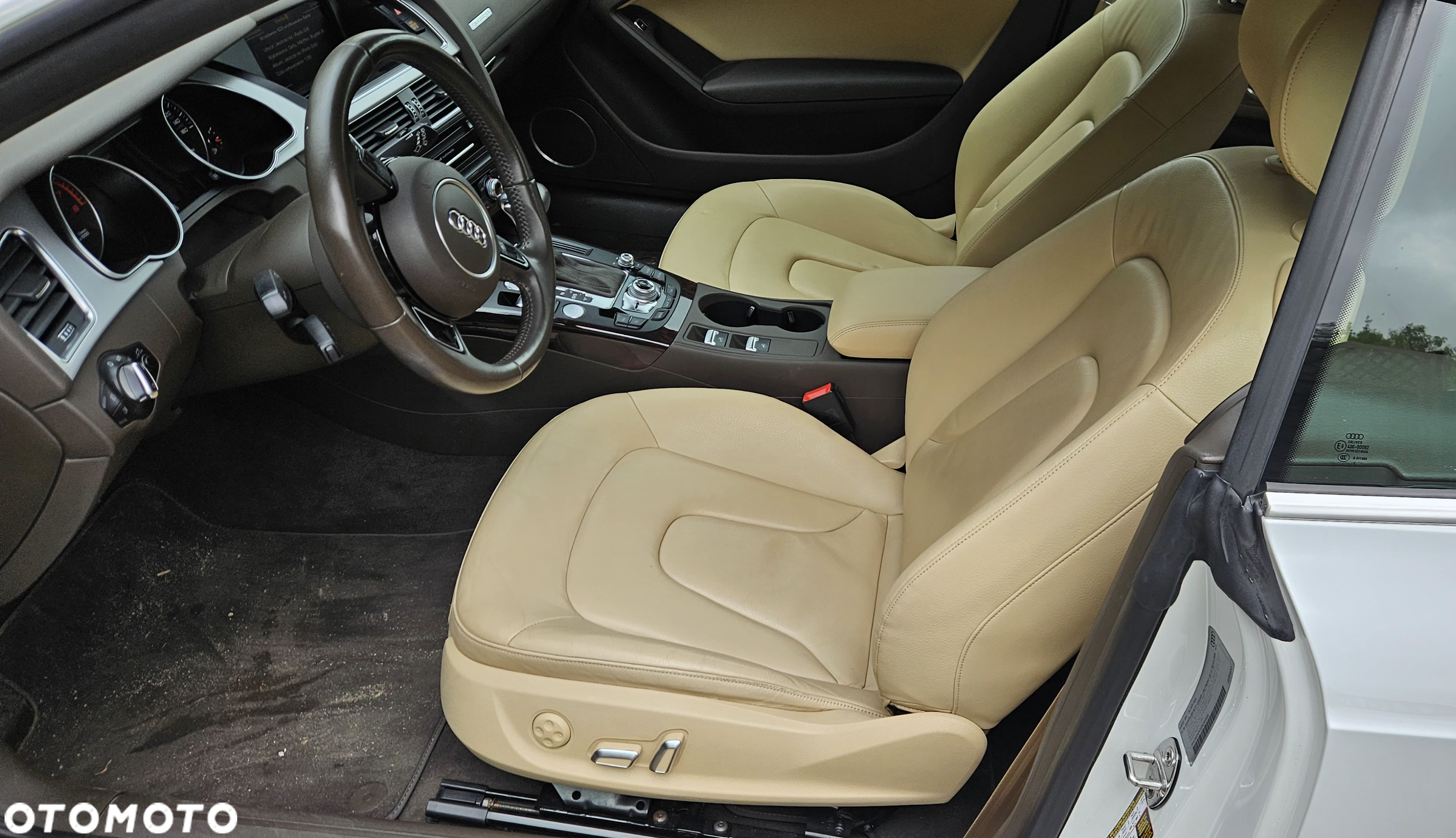 Audi A5 Cabrio 2.0 TFSI quattro S tronic - 4