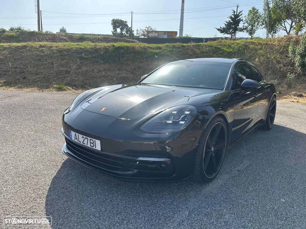Porsche Panamera 4 S - 3