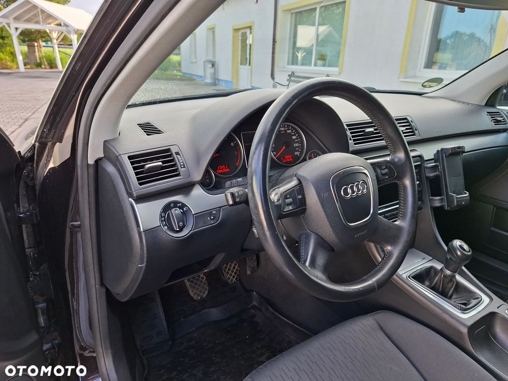 Audi A4 Limousine 1.8 T - 10