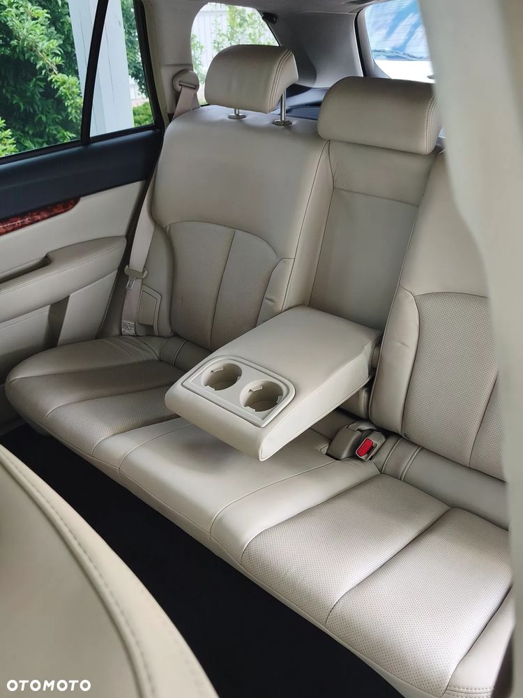 Subaru Outback - 6