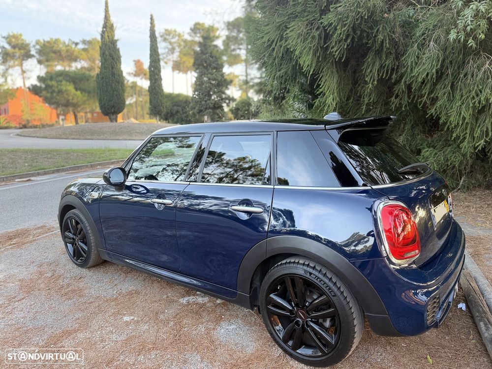 MINI 5 Portas Cooper SD Auto Desportiva - 11