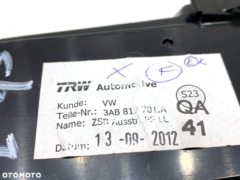 KRATKA NAWIEWU PRAWY PRZÓD  VW CC B7 (358) 2011 - 2016 2.0 TDI 103 kW [140 KM] olej napędowy 2011 - 4