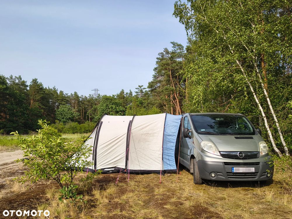 Opel Vivaro - 2