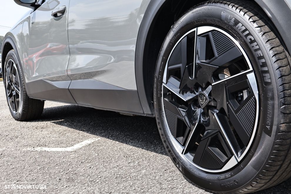 Peugeot 408 1.6 Hybrid Allure e-EAT8 - 5