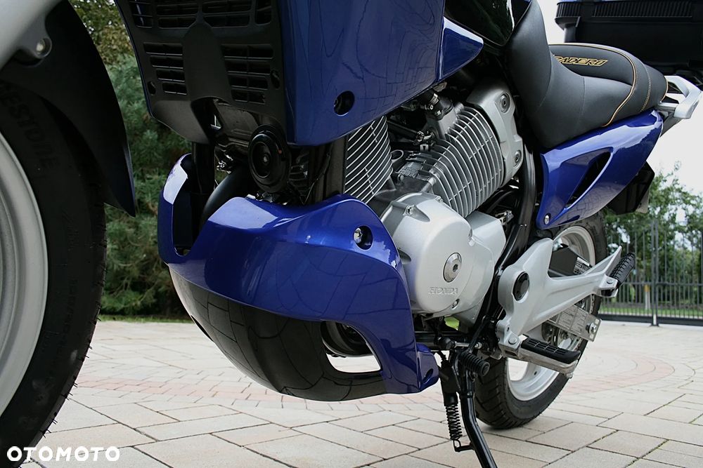 Honda Varadero - 38