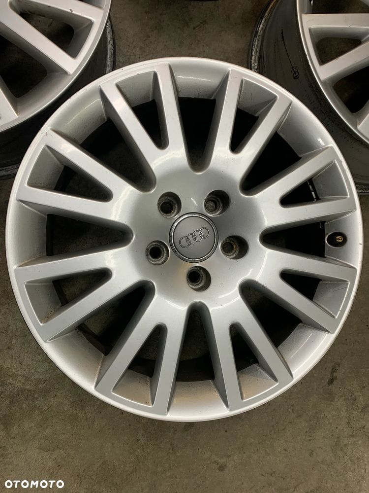 felgi aluminiowe 17" ET42 7J 4F0601025AC Audi A6 C6 2.7 FL Lift - 5
