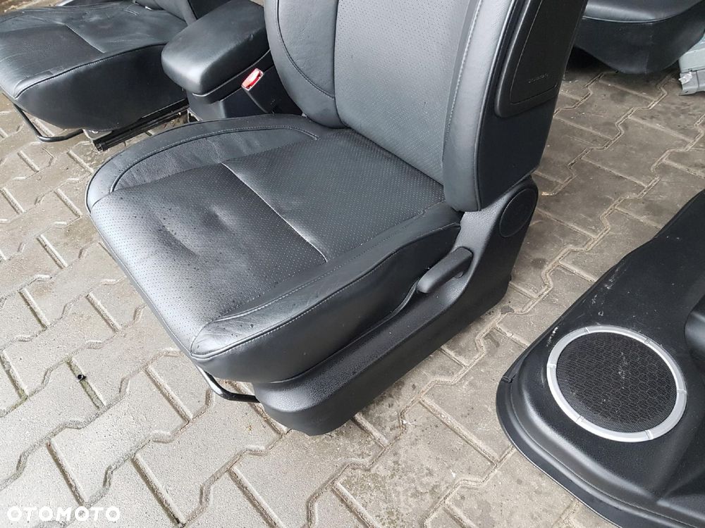 SUZUKI GRAND VITARA II 05-14r FOTELE SKÓRZANE BOCZKI 5D - 8