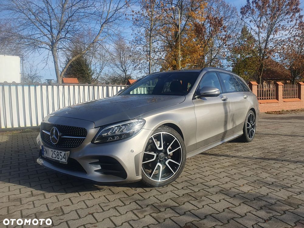Mercedes-Benz Klasa C 220 d 4Matic T 9G-TRONIC AMG Line - 1