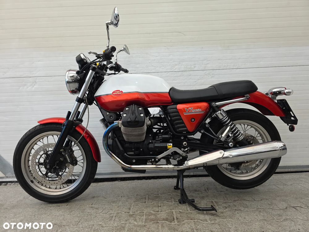 Moto Guzzi V7 - 2