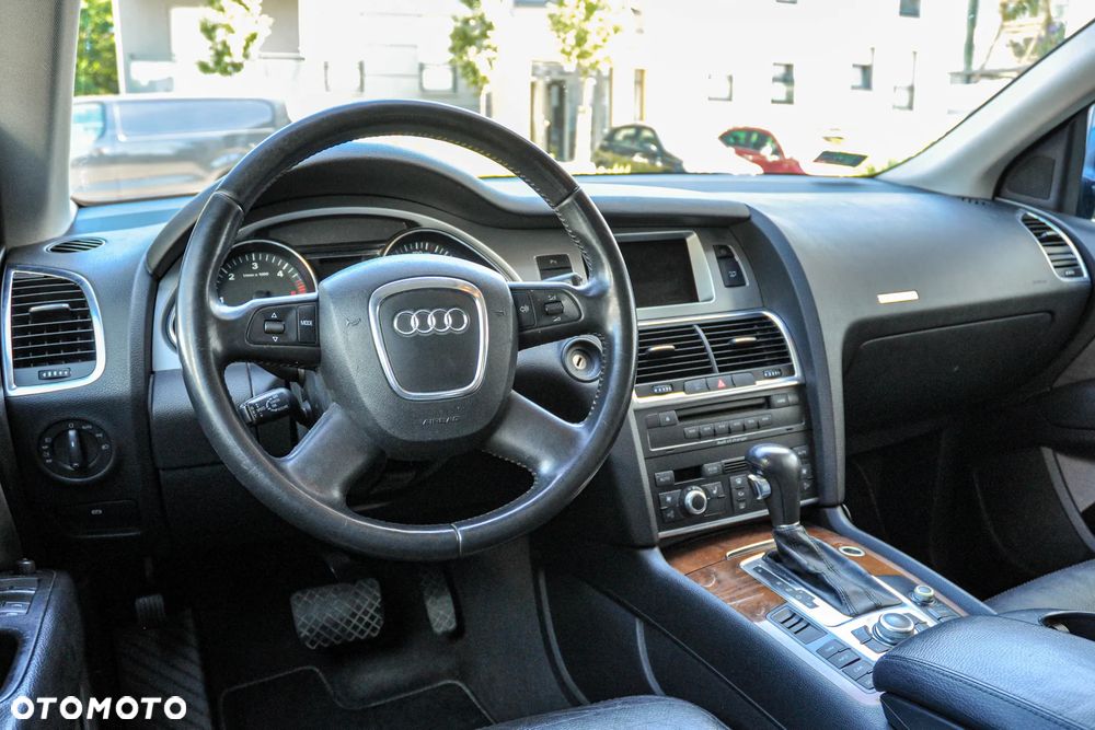 Audi Q7 3.0 TDI Quattro Tiptronic - 9